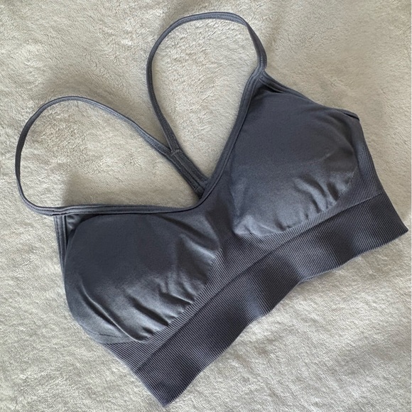 Gymshark Sports Bra - Picture 1 of 2